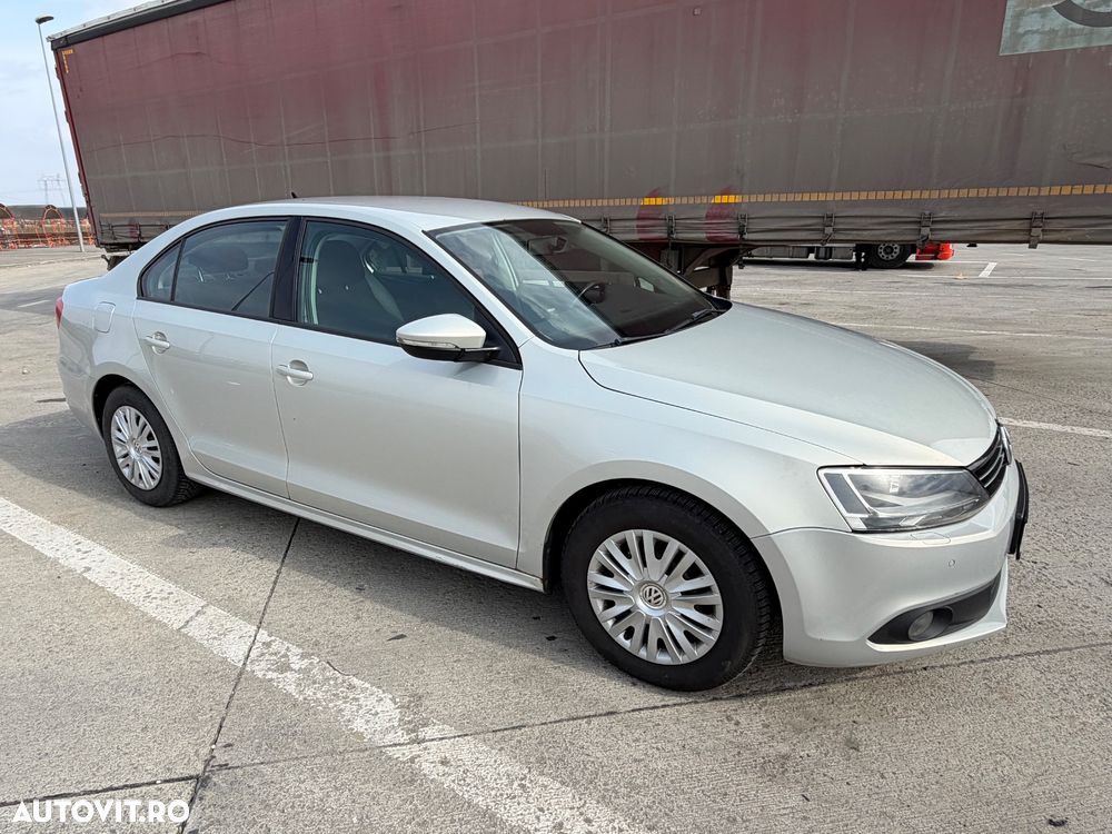Volkswagen Jetta 1.2 TSI Comfortline - 3