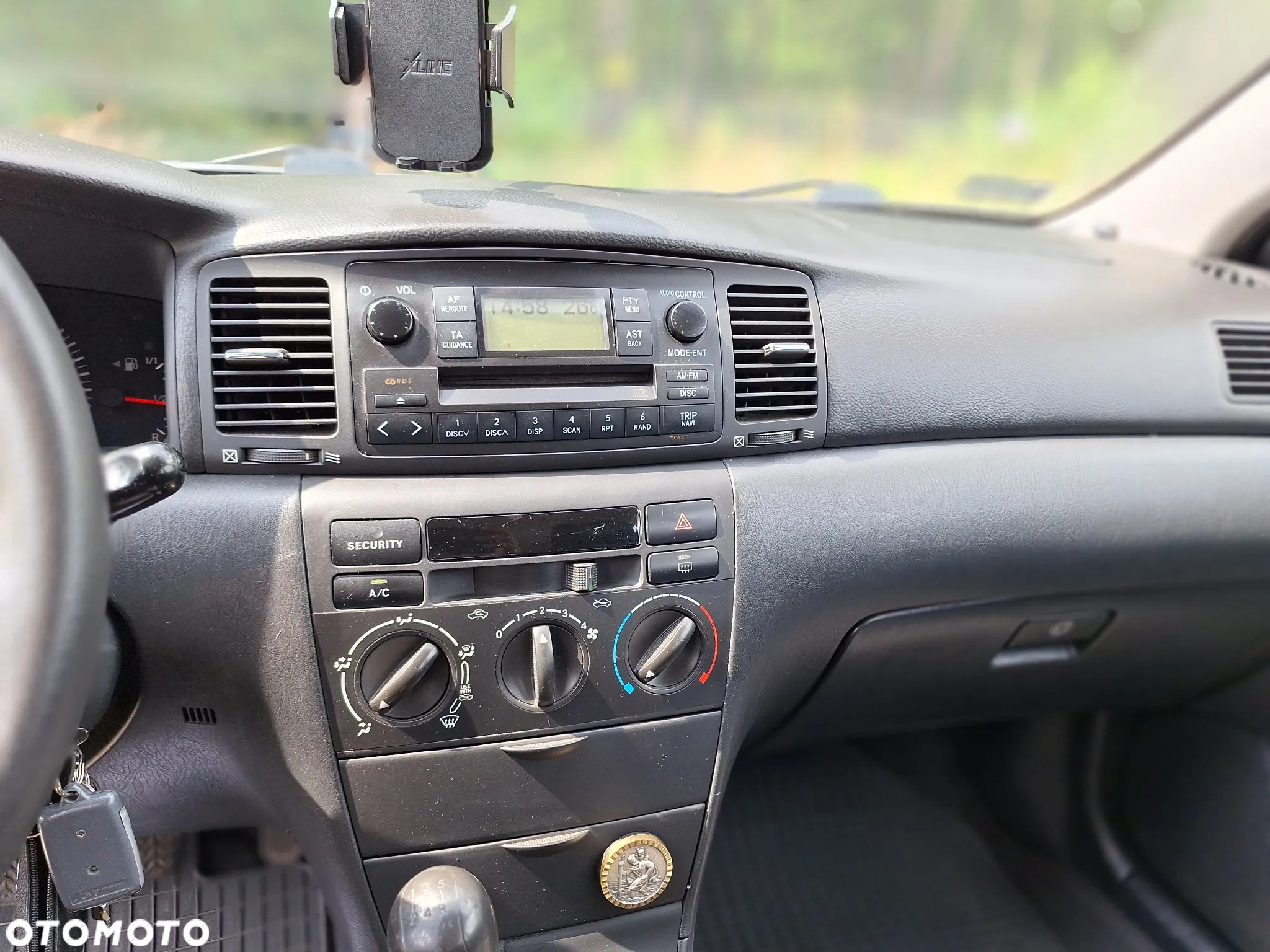 Toyota Corolla 1.6 VVT-i Sol - 29