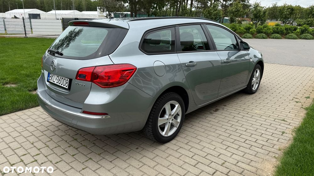 Opel Astra 1.4 T Enjoy EU6 - 5