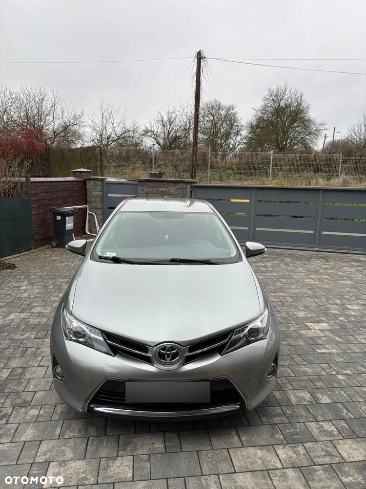 Toyota Auris - 11