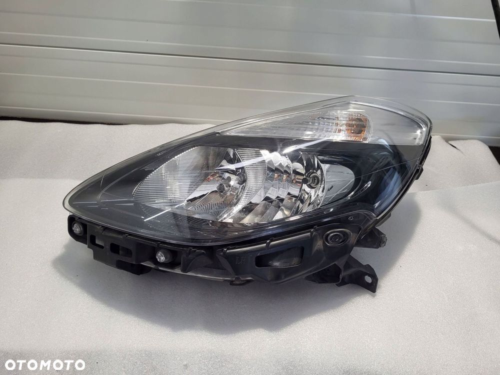 renault clio iii lift lampa zw przód strona lewa lampa przednia 260603106r - 1