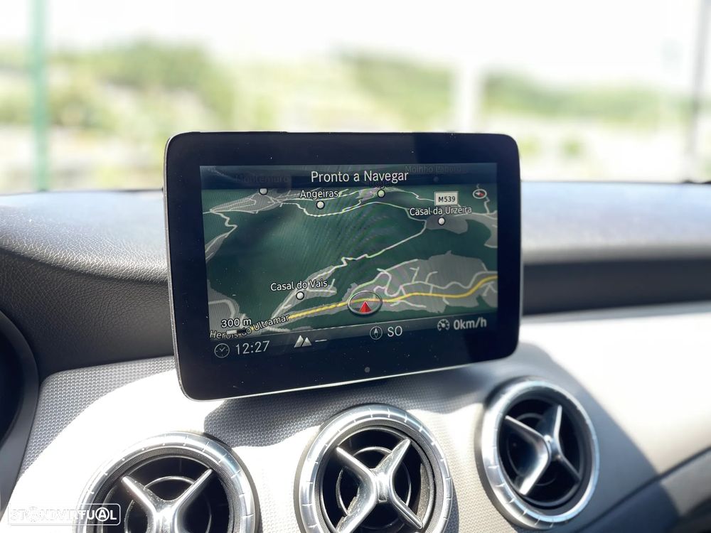 Mercedes-Benz CLA 180 d Urban Aut. - 17