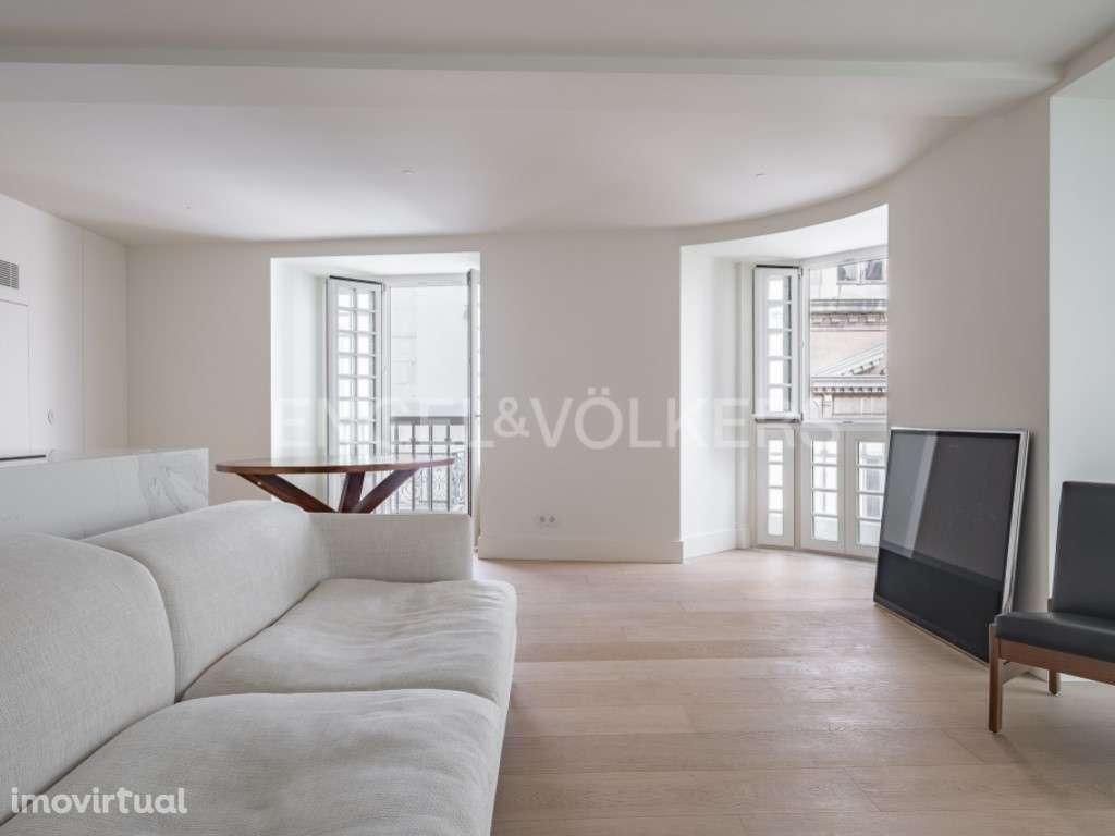 Elegante e luxuoso apartamento T2, junto à Av. da Liberdade - Grande imagem: 3/40