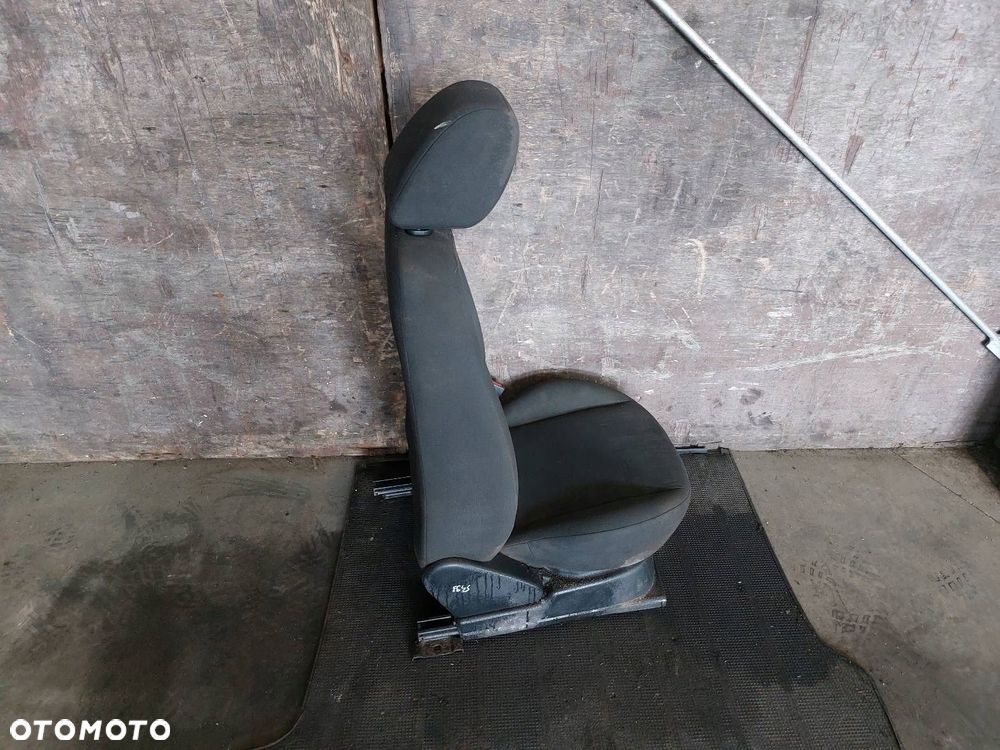 FOTEL LEWY PRZÓD FORD FIESTA VAN MK5 2007R - 6