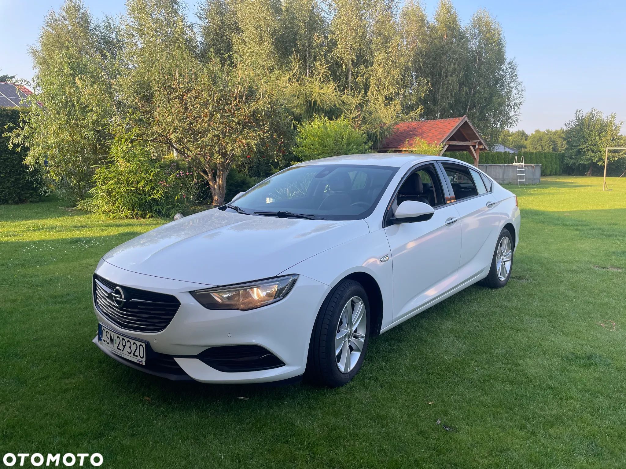 Opel Insignia - 1