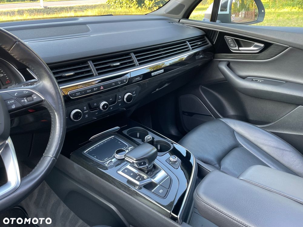 Audi Q7 55 TFSI quattro tiptronic - 8