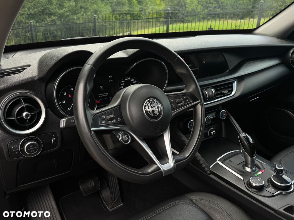 Alfa Romeo Stelvio 2.2 JTDM - 6