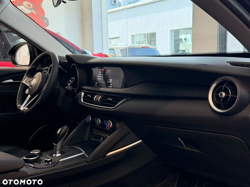 Alfa Romeo Stelvio 2.0 Turbo Q4 - 18