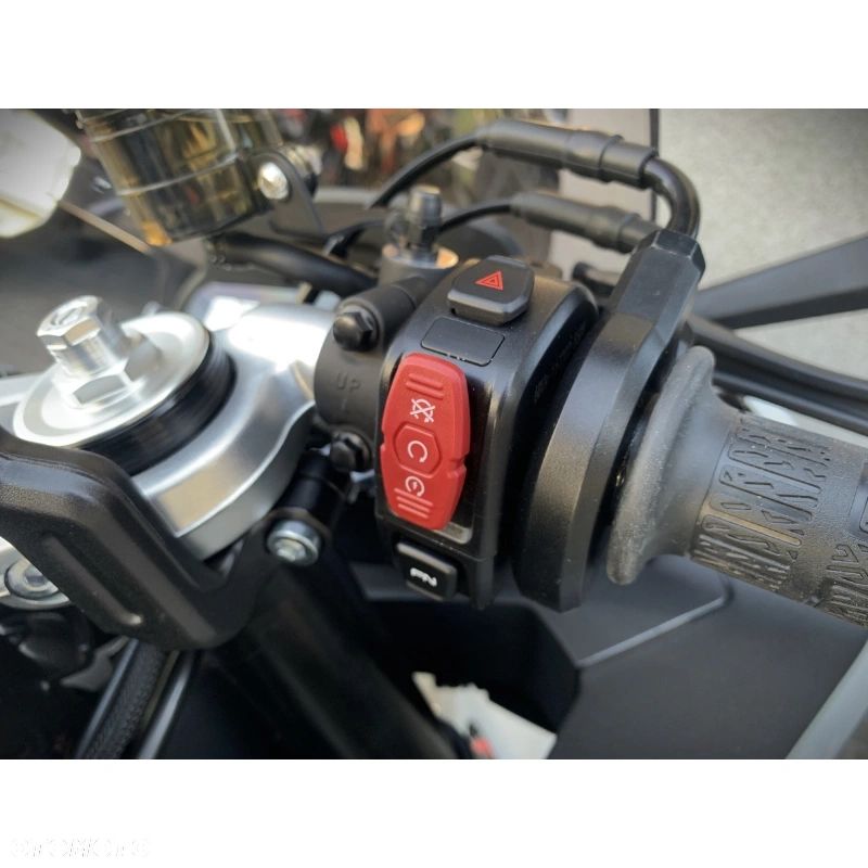 CFMoto SR - 13