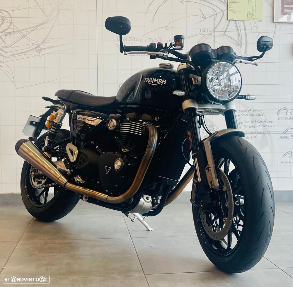 Triumph Speed Twin 1200 - 1