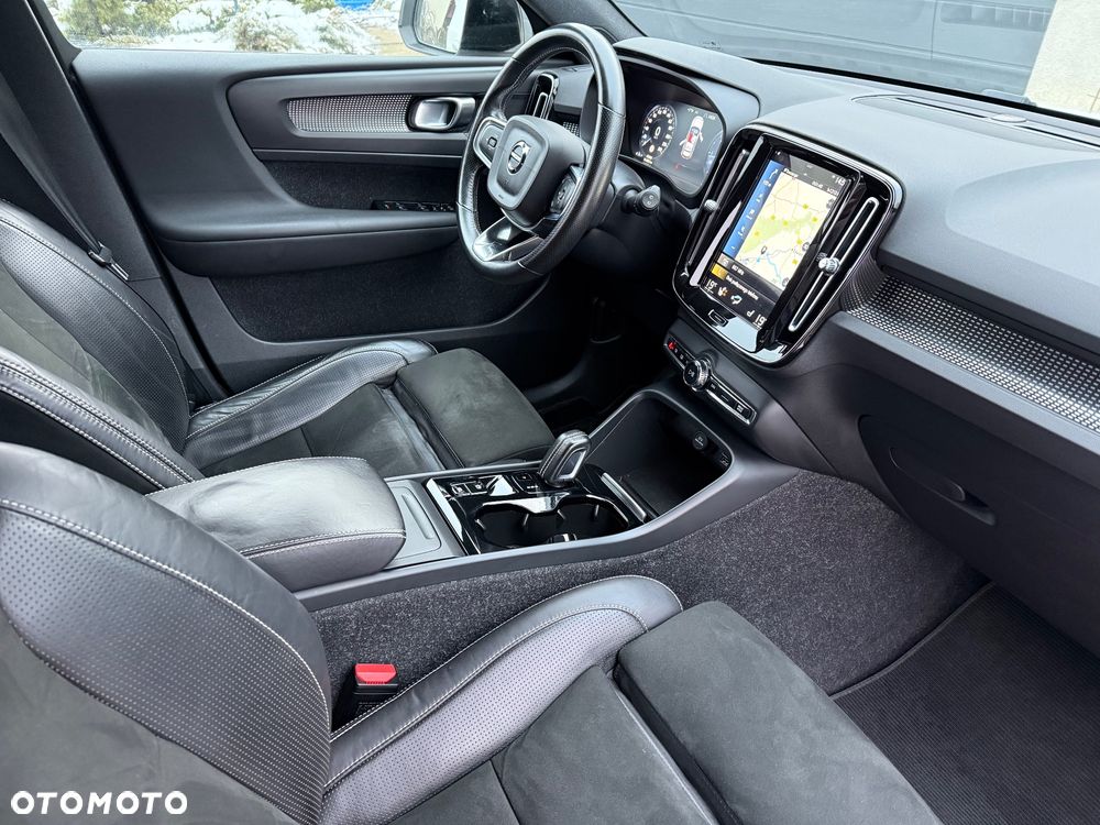 Volvo XC 40 D3 SCR R-Design - 37