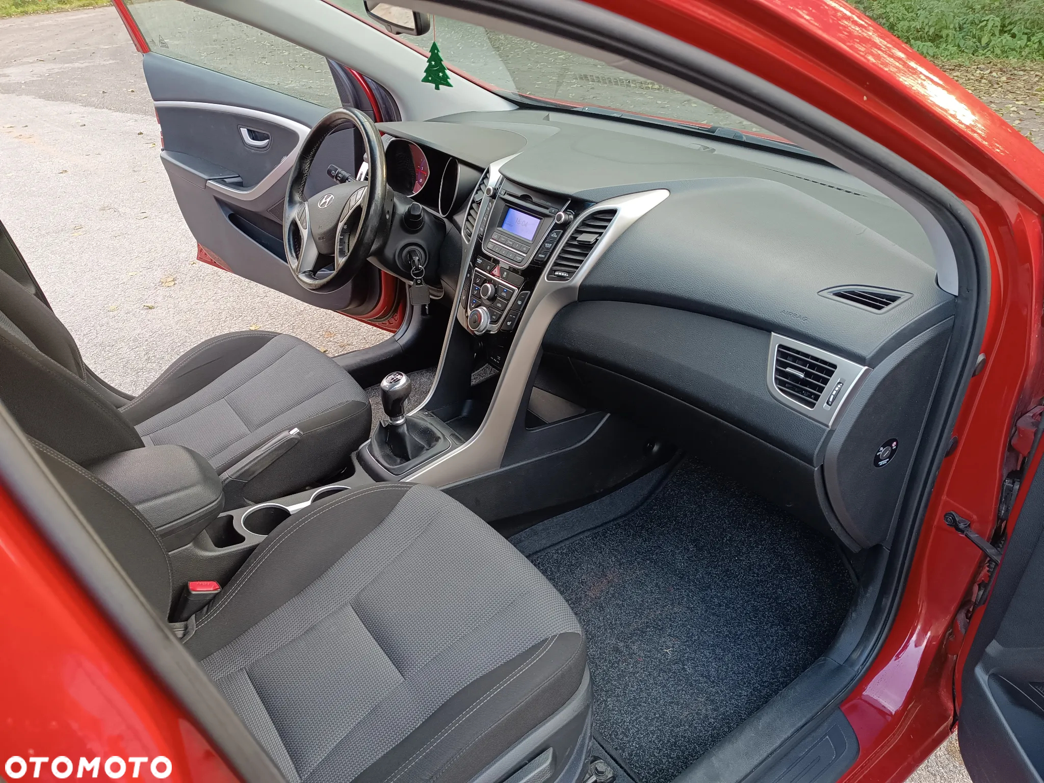 Hyundai i30 1.6 CRDI Trend - 6