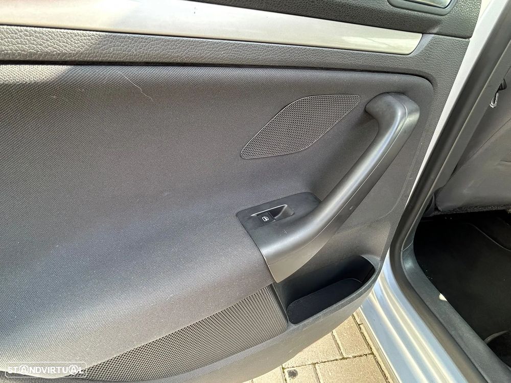 VW Golf - 6