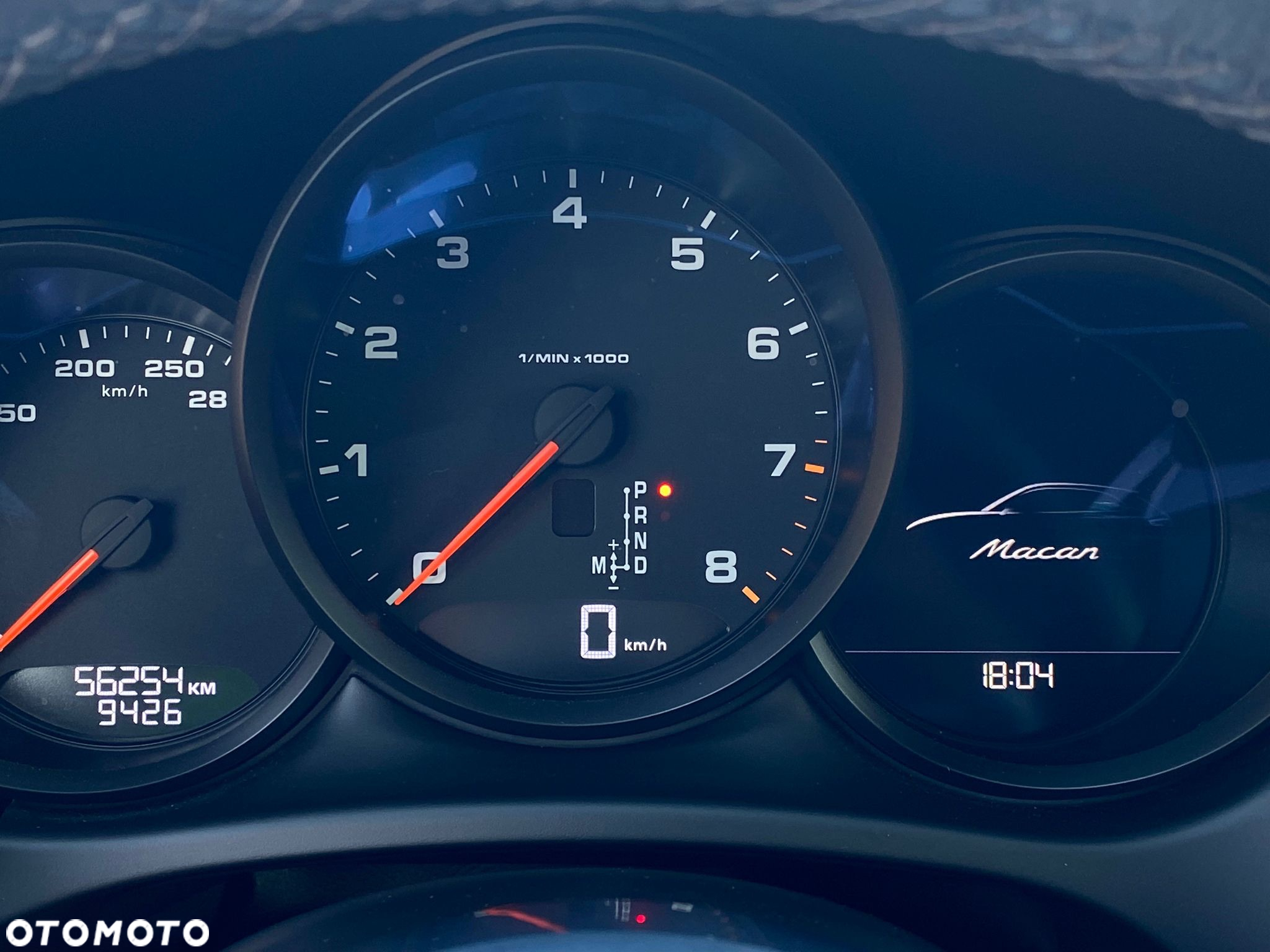 Porsche Macan Standard - 25