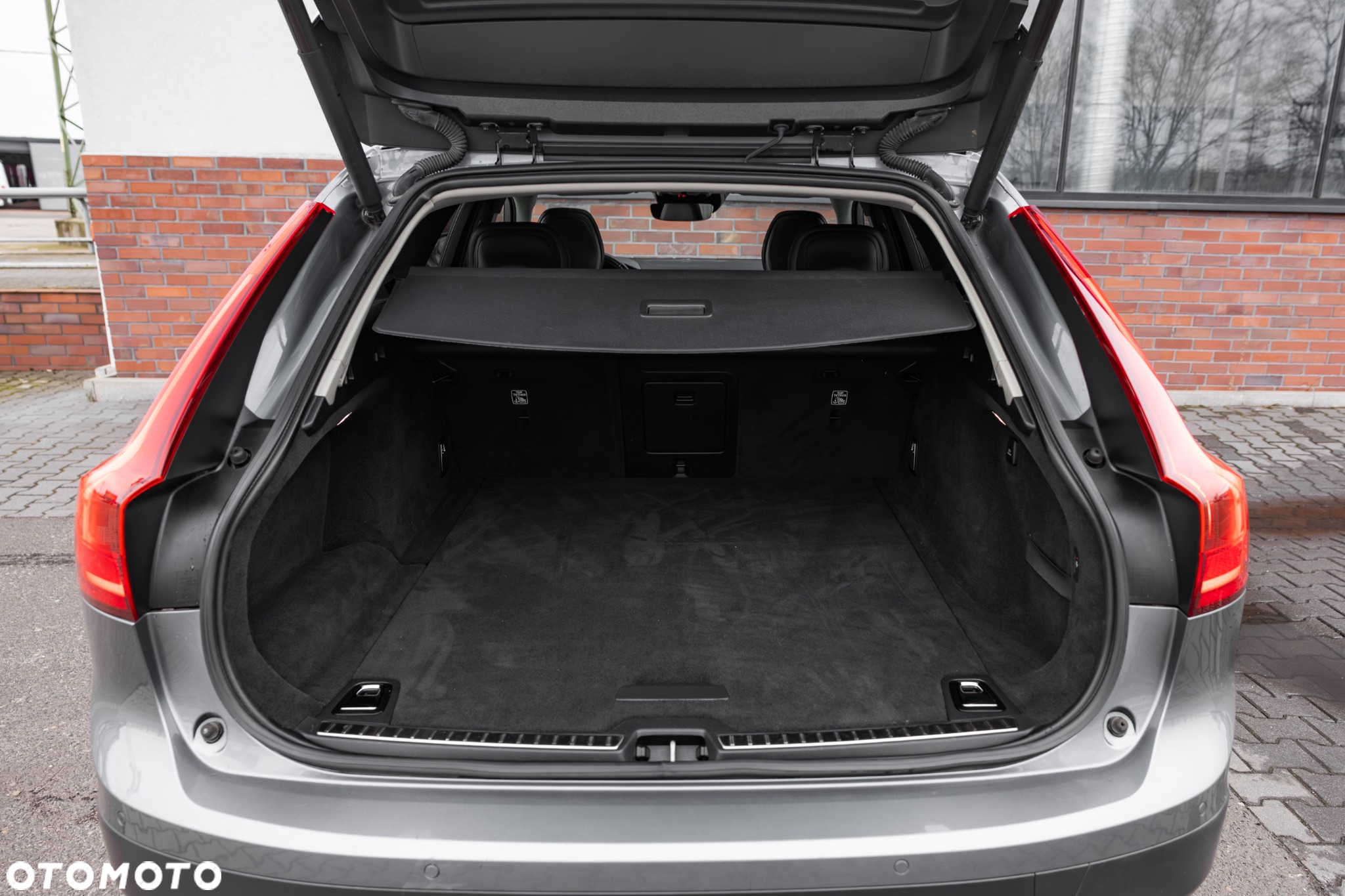Volvo V90 Cross Country D5 AWD Geartronic - 41