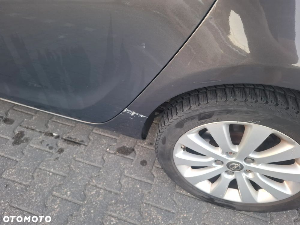 Opel Astra 1.7 CDTI Cosmo - 5
