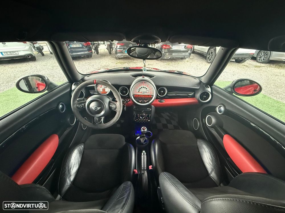 MINI 3 Portas Cooper D - 3