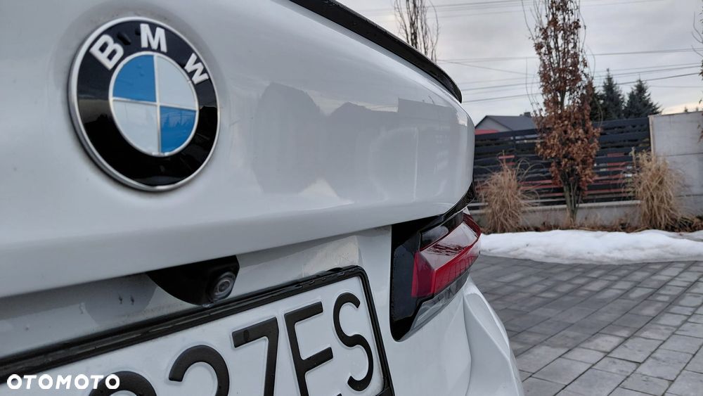 BMW Seria 5 518d Sport Line - 15