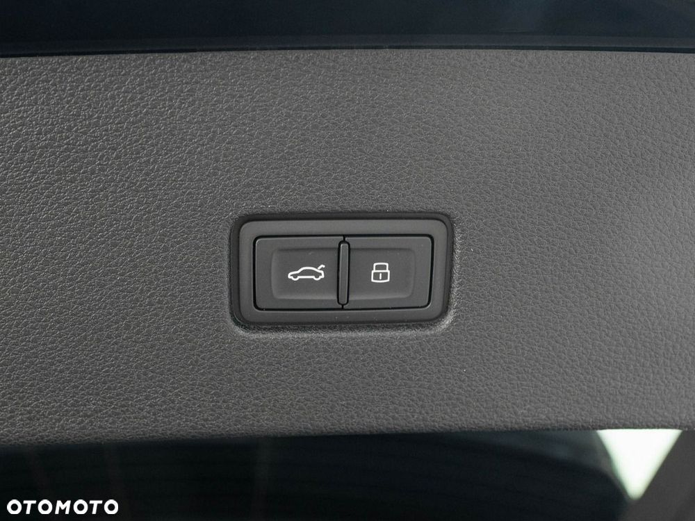 Audi SQ8 TFSI Quattro Tiptronic - 33