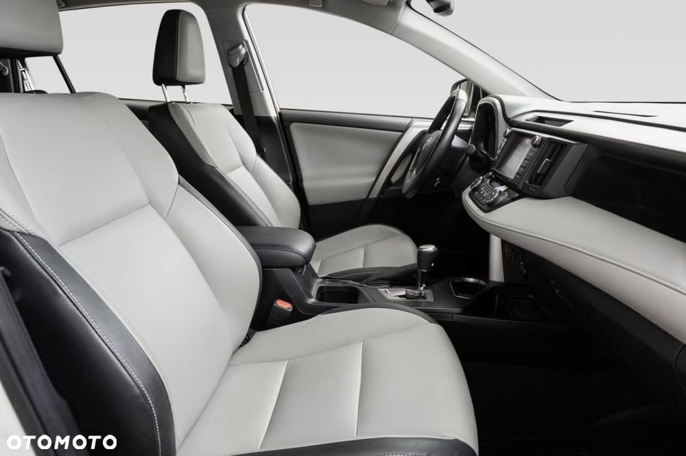Toyota RAV4 2.5 Hybrid Executive 4x4 - 14