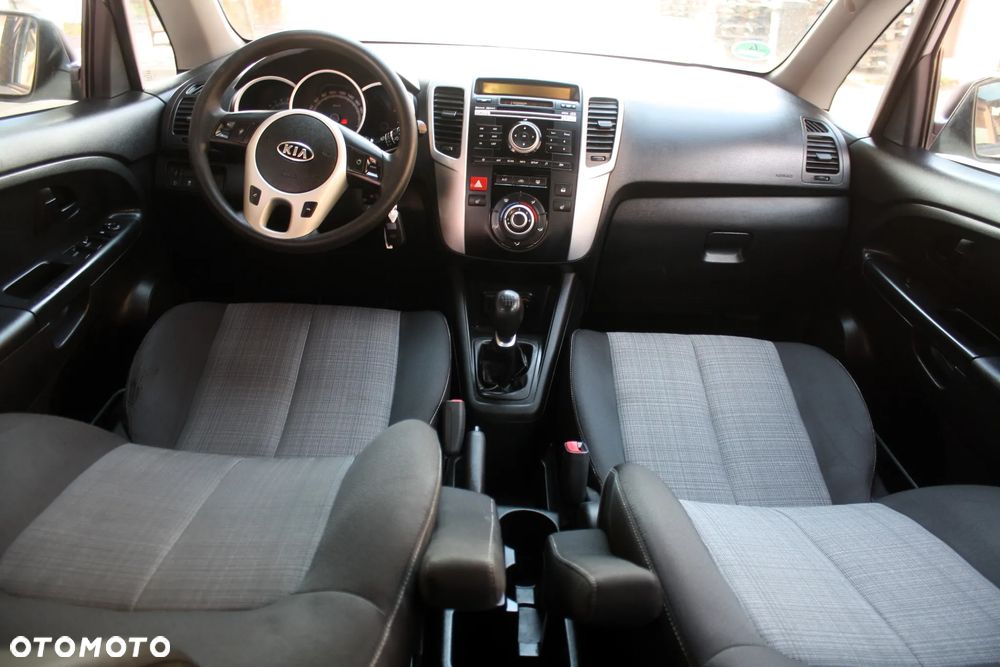 Kia Venga 1.6 CVVT Platinum Edition - 7