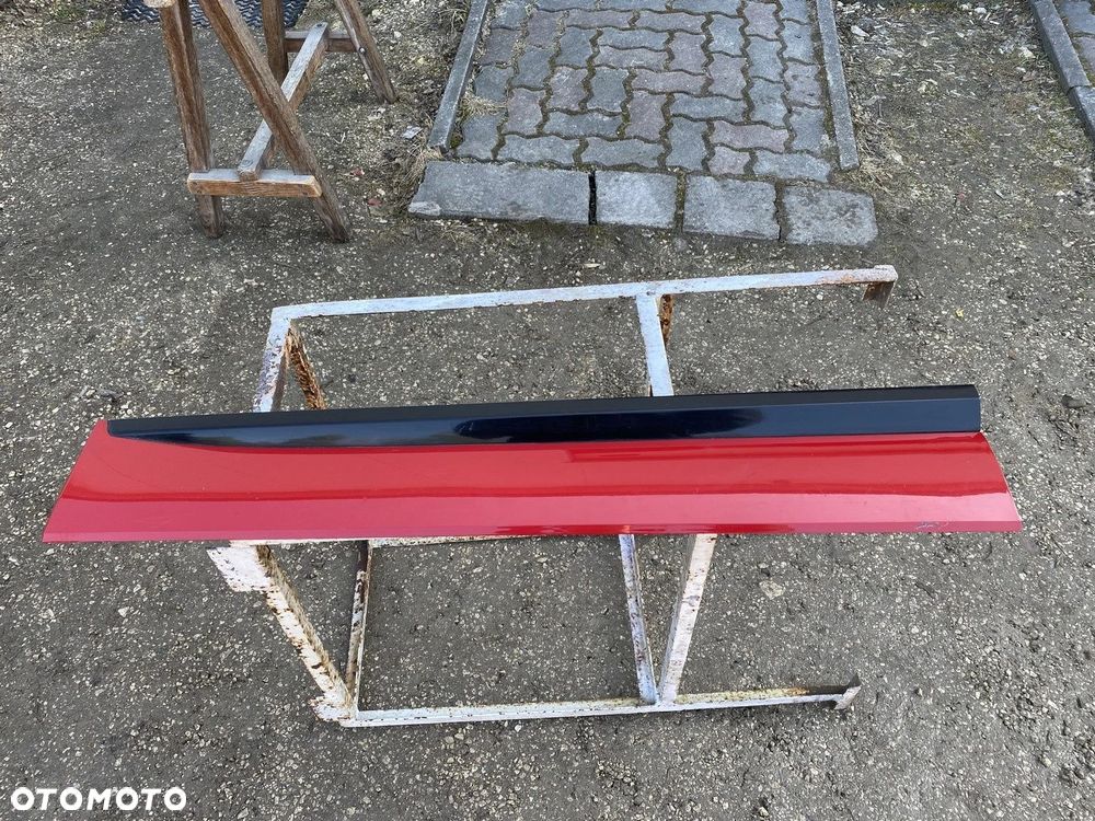LISTWA PRAWA NA PRZEDNIE DRZWI SEAT ATECA FR 575854940E - 2