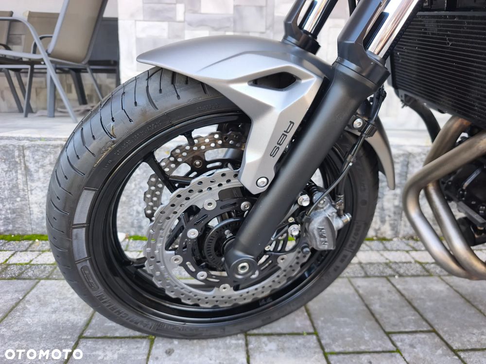 Kawasaki Z 650 - 24
