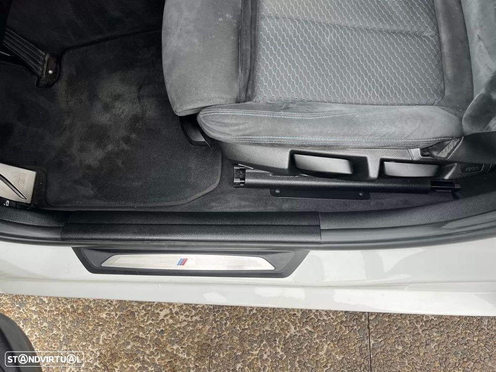 BMW 320 i Pack M Auto - 55