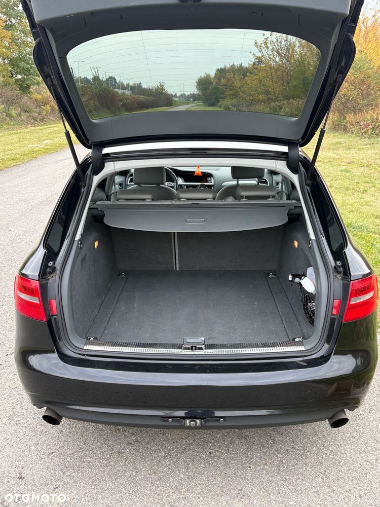 Audi A4 Avant - 10
