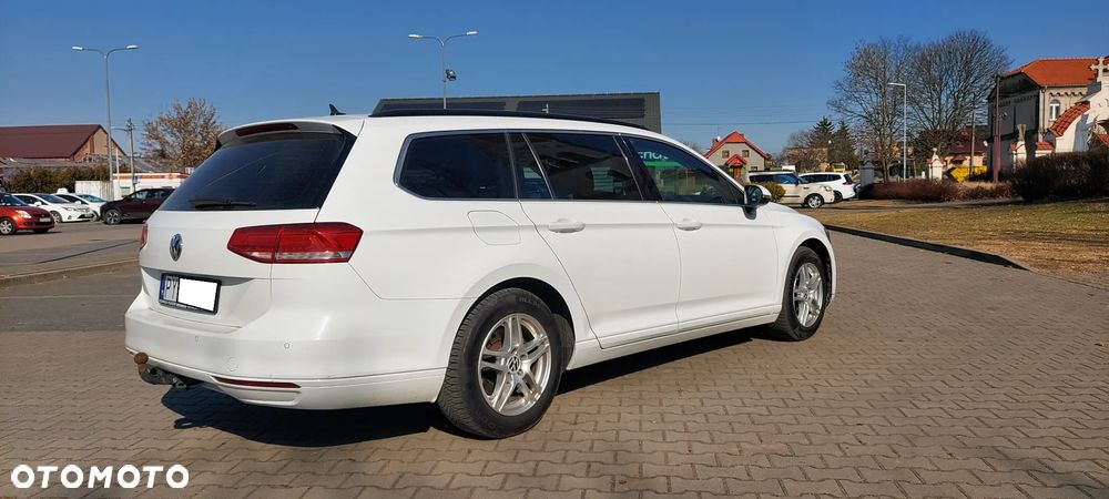 Volkswagen Passat Variant 2.0 TDI DSG (BlueMotion Technology) Highline - 3