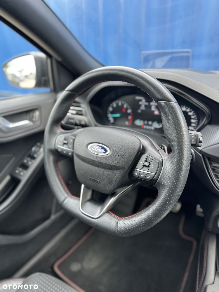 Ford Focus 1.5 EcoBoost ST-Line Business - 12