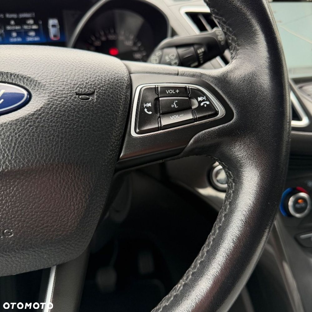 Ford Grand C-MAX - 31