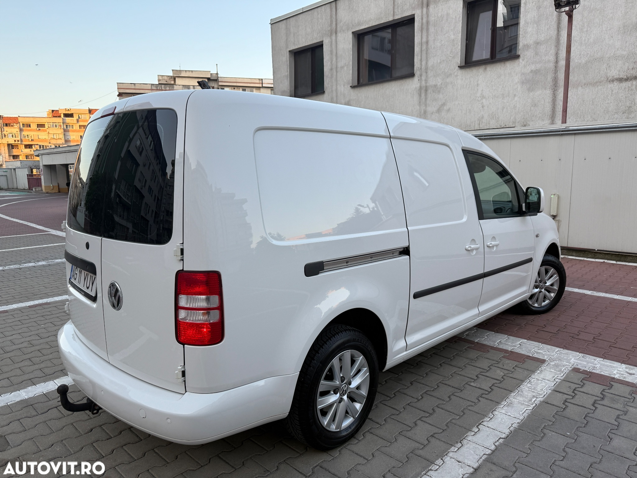 Volkswagen Caddy 1.6 TDI (7-Si.) BMT Maxi Startline - 11