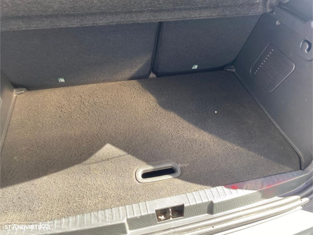 Renault Captur 1.5 dCi Helly Hansen - 8