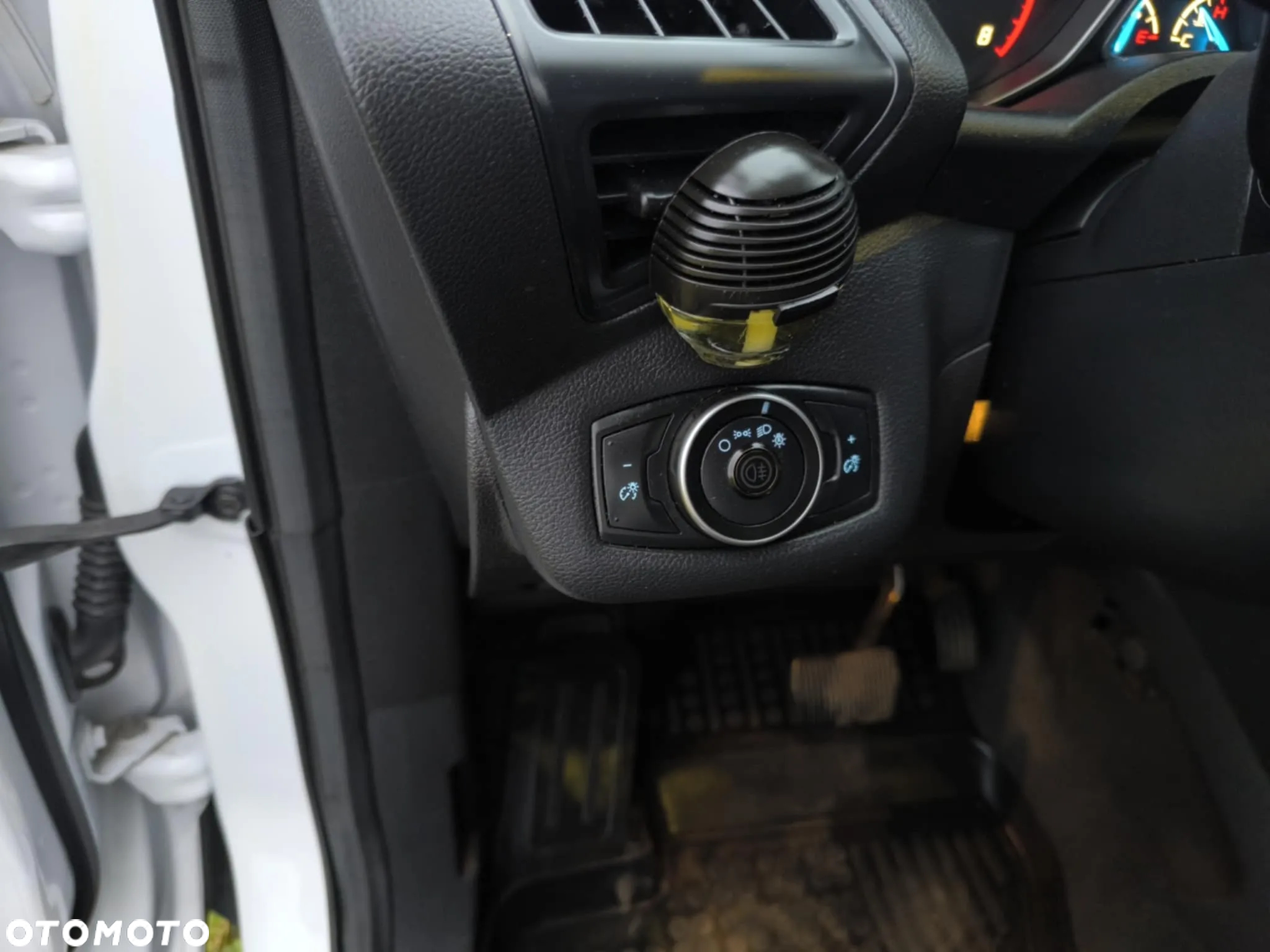 Ford Escape 2.5 FWD S - 18
