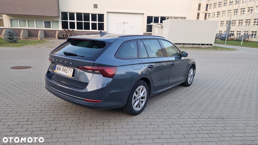 Skoda Octavia 2.0 TDI SCR Ambition DSG - 6
