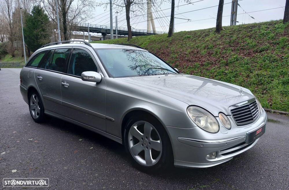 Mercedes-Benz E 220 CDi Avantgarde Aut. - 2