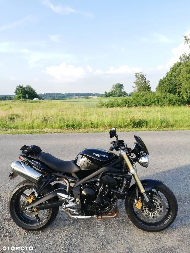 Triumph Street Triple - 3