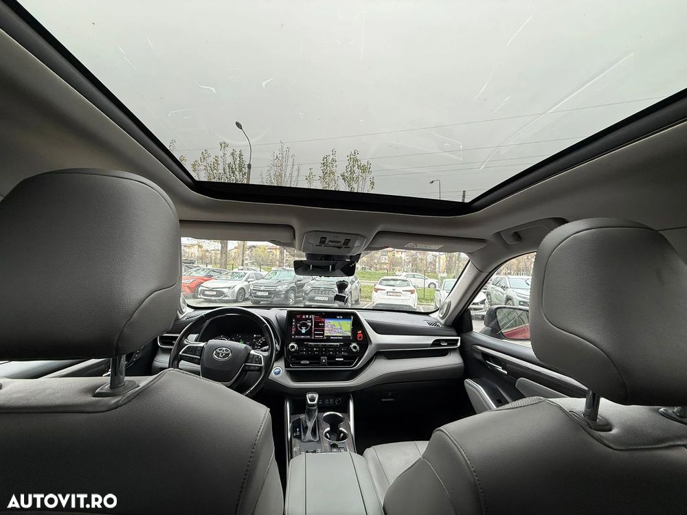 Toyota Highlander 2.5 L Dynamic Force 248CP Luxury Pearly - 24