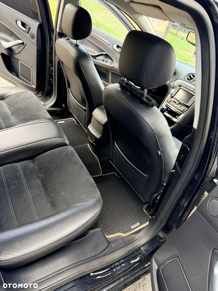 Ford Mondeo 2.0 TDCi Titanium - 25