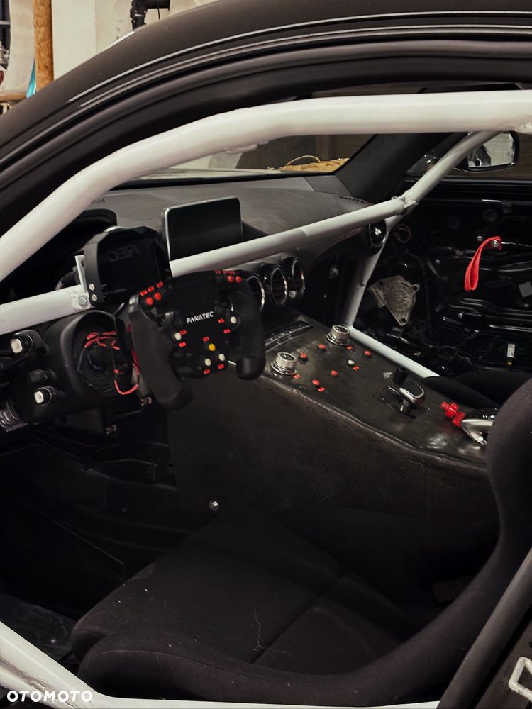 Mercedes-Benz AMG GT - 3