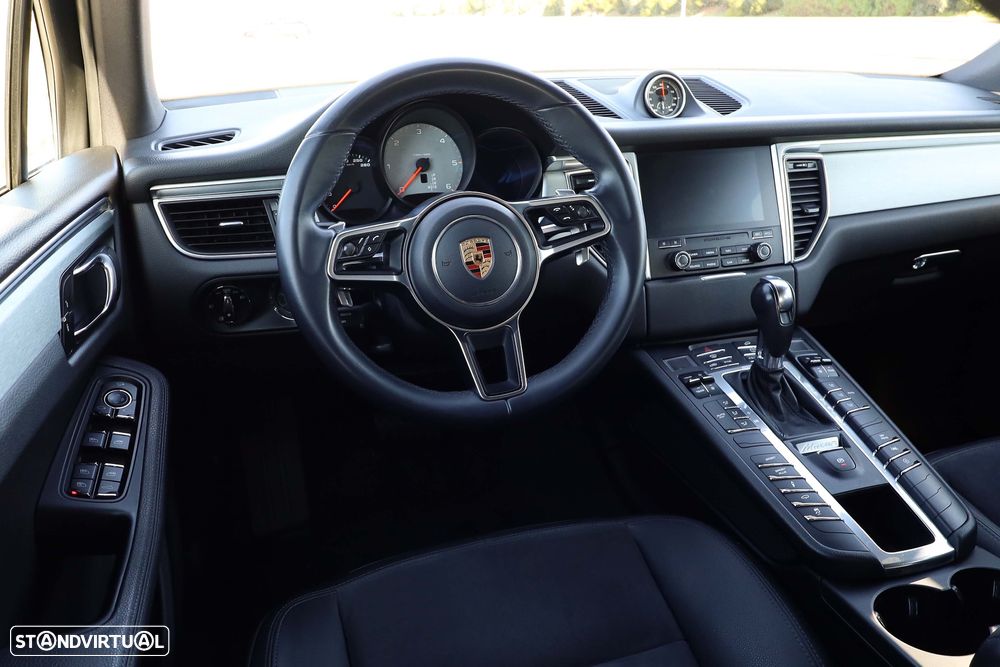 Porsche Macan S - 13