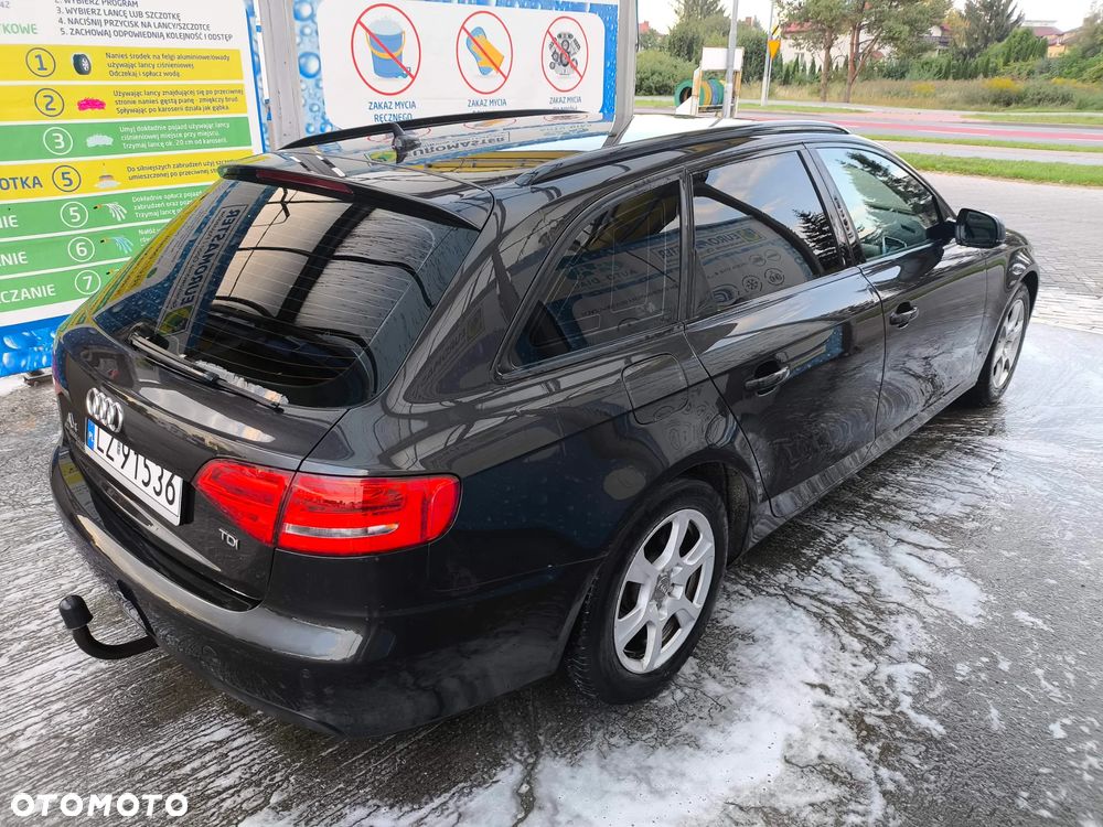 Audi A4 Avant - 6