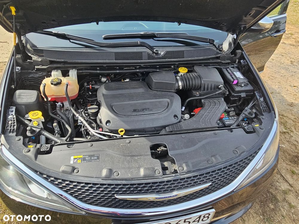 Chrysler Pacifica - 27