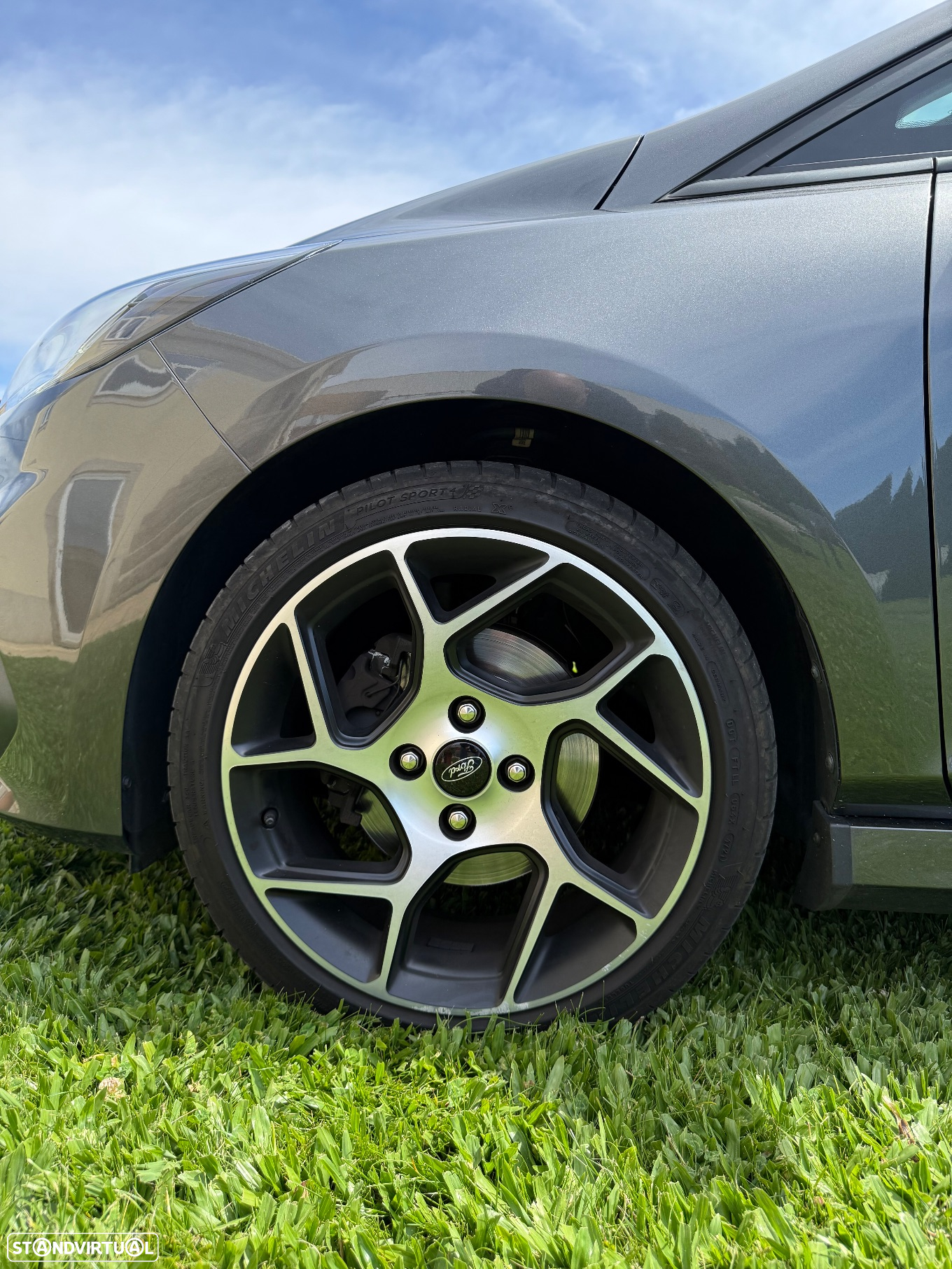 Ford Fiesta 1.5 EcoBoost S&S ST X - 14