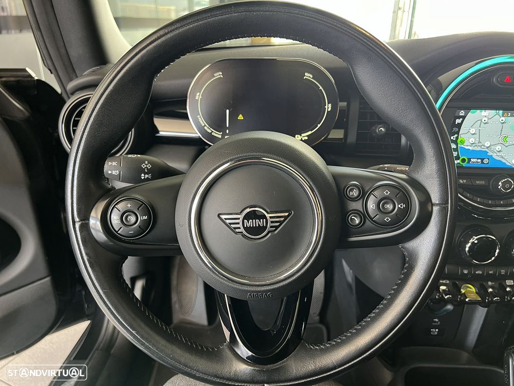 MINI 3 Portas Cooper SE - 9