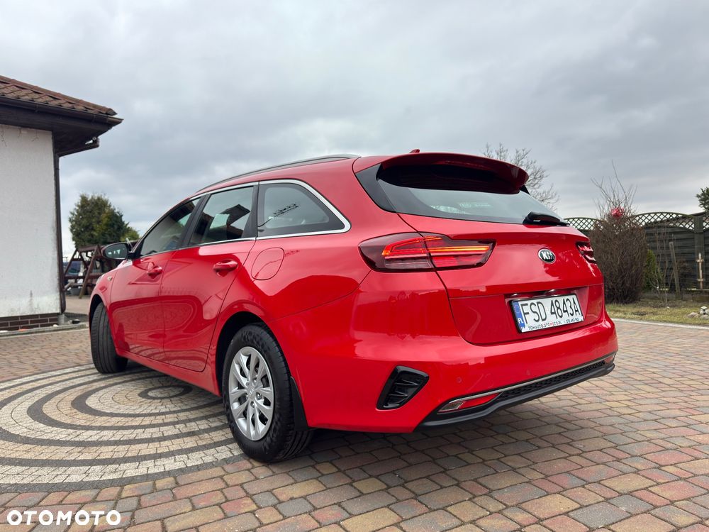 Kia Ceed - 5