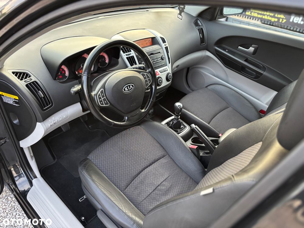 Kia Ceed - 6
