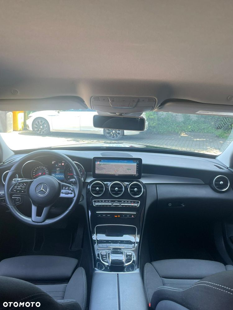 Mercedes-Benz Klasa C 200 d T 9G-TRONIC - 11