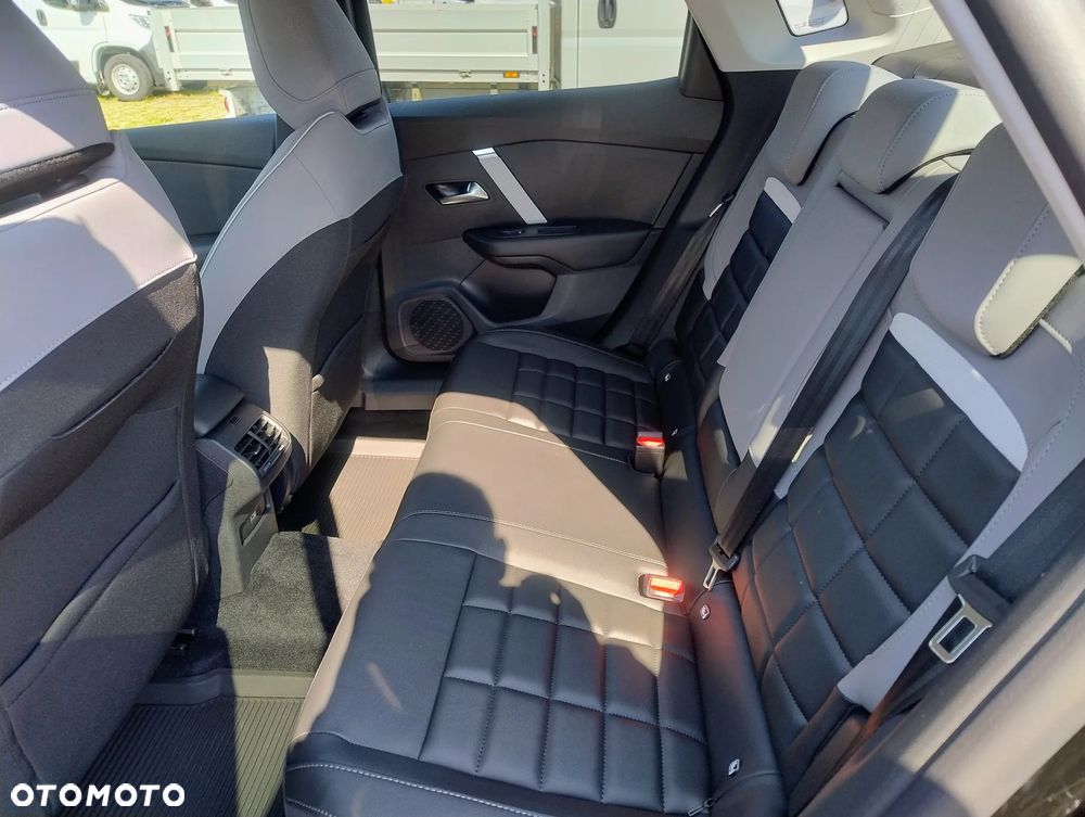 Citroën C4X 1.2 mHEV Max eDCT6 - 28